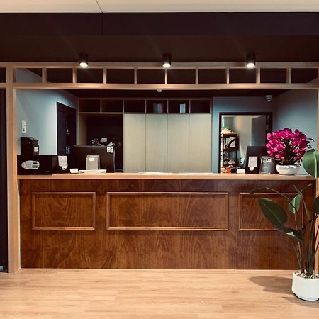Woodroffe Hotel Gold Coast Bagian luar foto